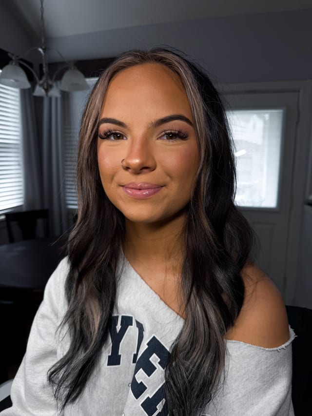 Natural beauty makeup with subtle waves